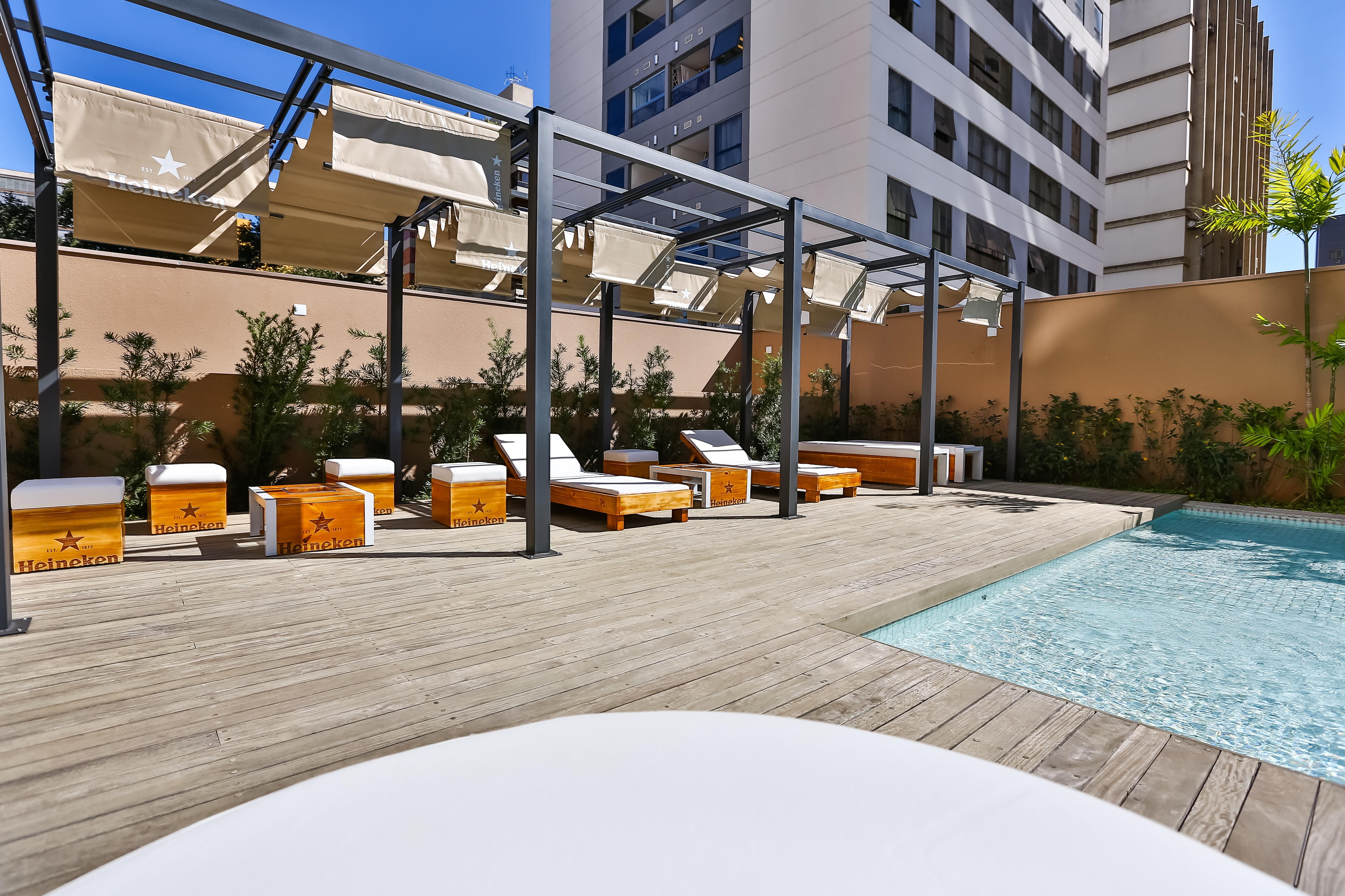 Hotel Radisson RED Campinas Campinas  Exterior foto The pool at the hotel