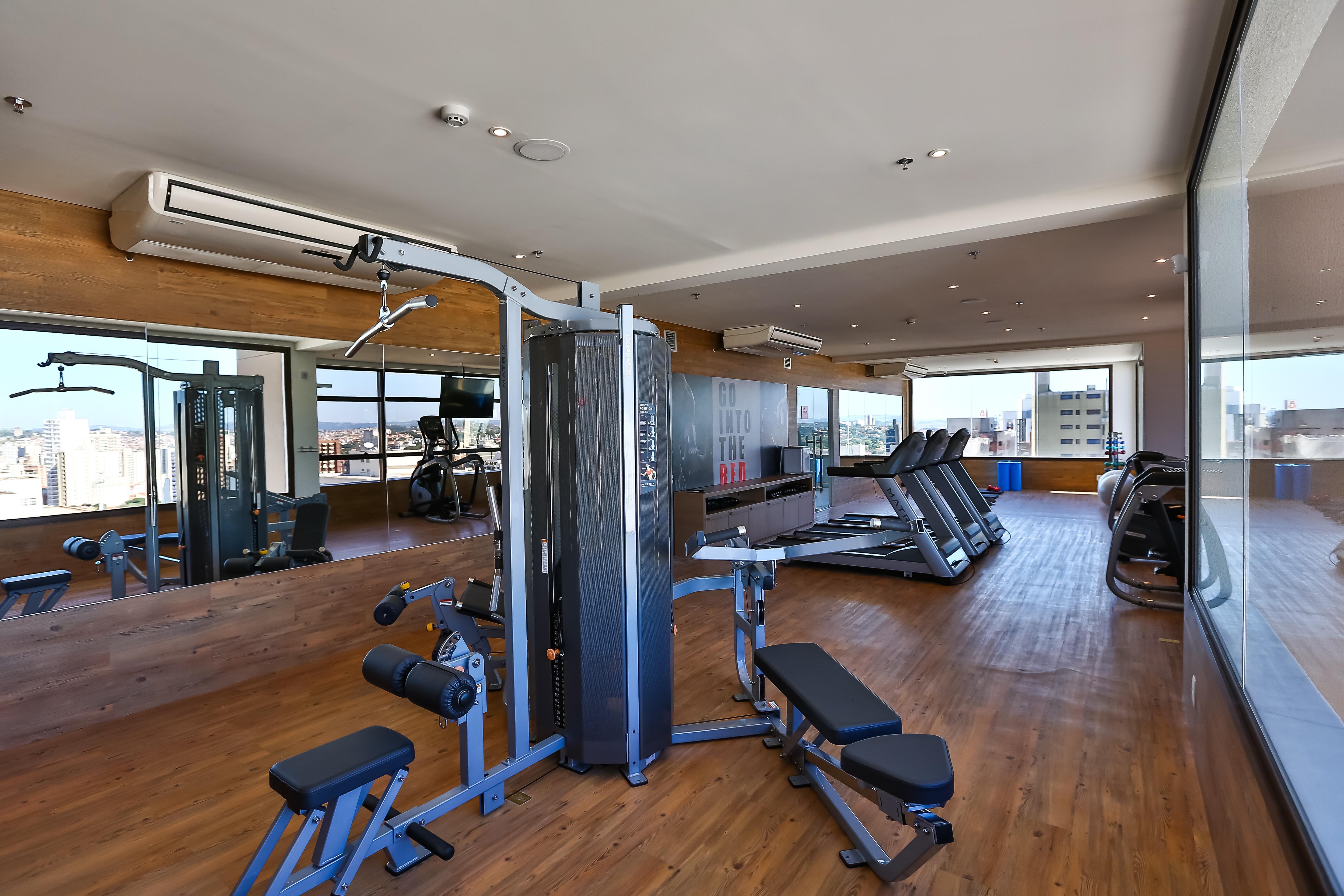 Hotel Radisson RED Campinas Campinas  Exterior foto The gym at the hotel
