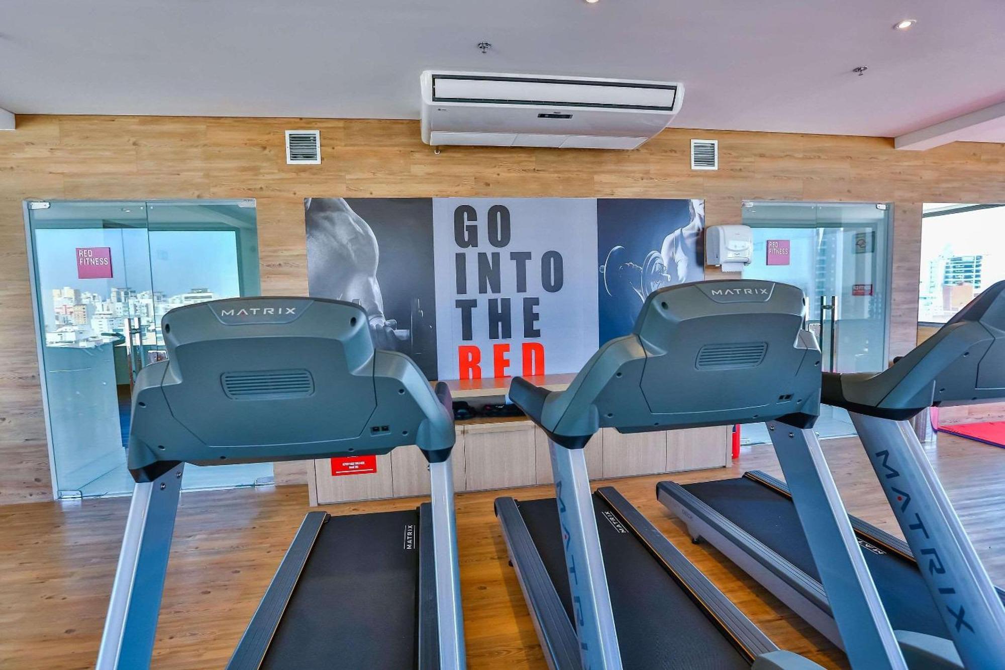 Hotel Radisson RED Campinas Campinas  Exterior foto Anytime Fitness in Hyderabad, India